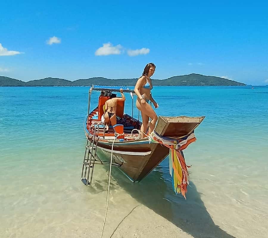 Koh Samui: Island Hopping Adventure in Coral and Pig Island - What to Bring (So You Don’t Spend the Day Borrowing Things)
