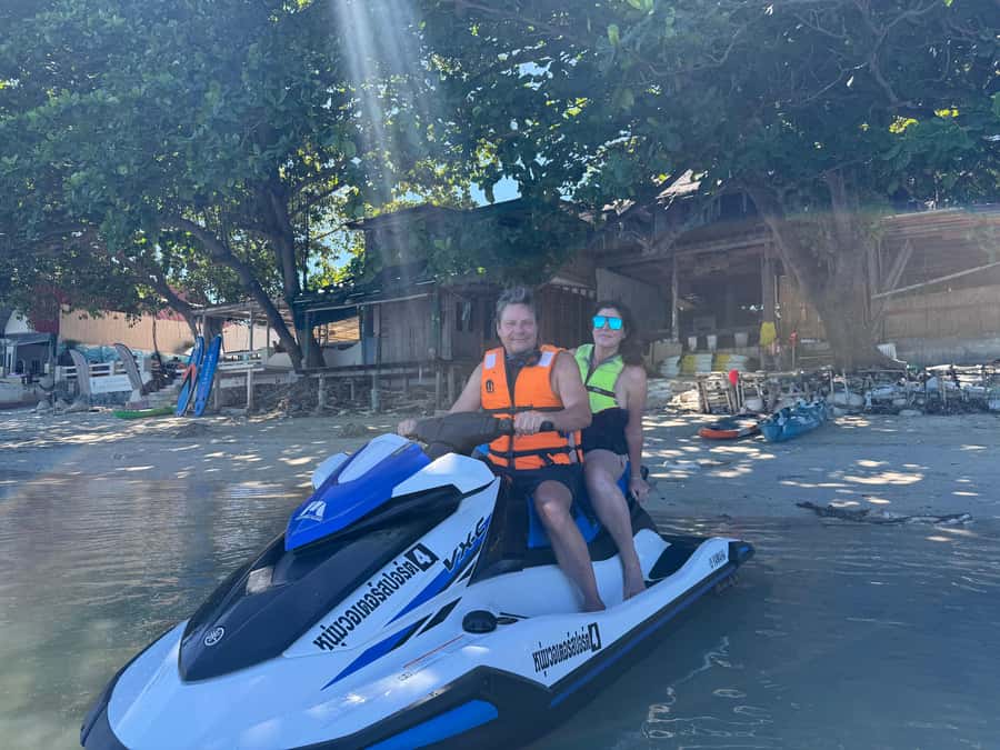 Koh Samui: Jet Ski Lesson and Ride - Crazy sofa and banana boat thrills: how the day stays fun