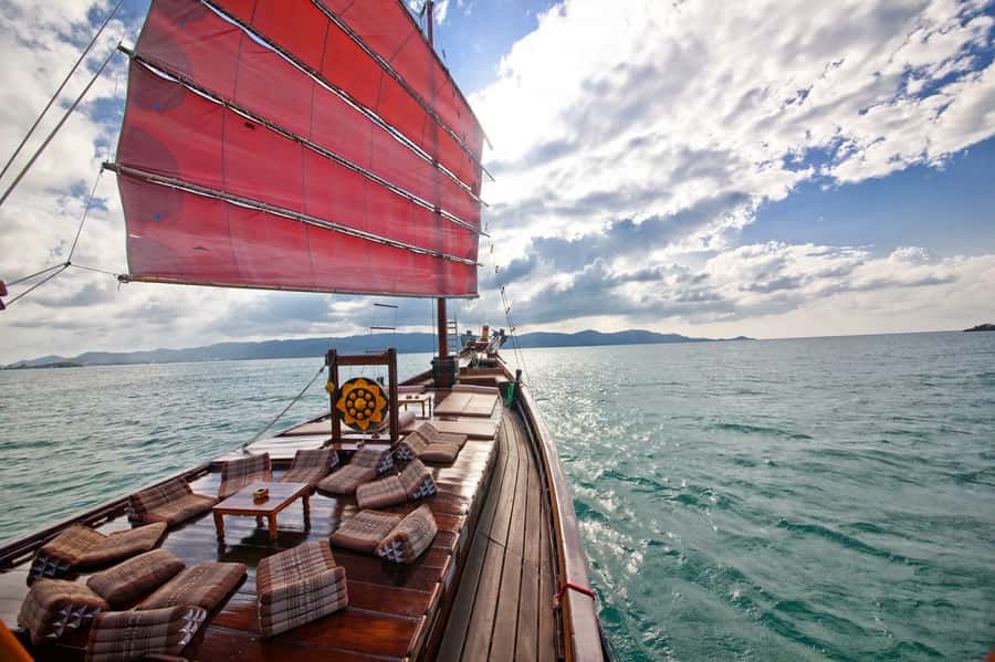 Koh Samui: Koh Phangan Island Full-Day Cruise with Sunset - Lunch onboard: real Thai dishes, not just a token meal
