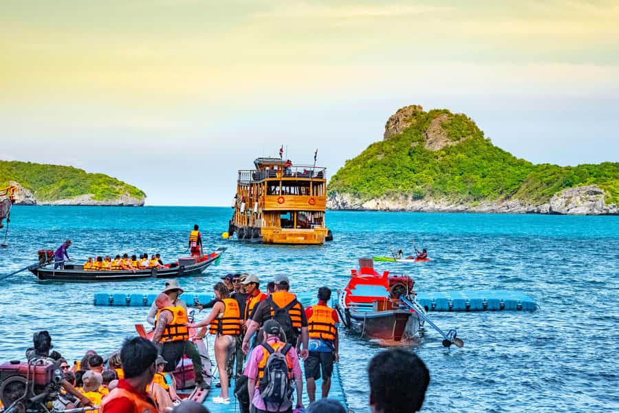Koh Samui: Mu Ko Ang Thong Park Cruise with Kayaking Option - Lunch on the move: where the value shows up
