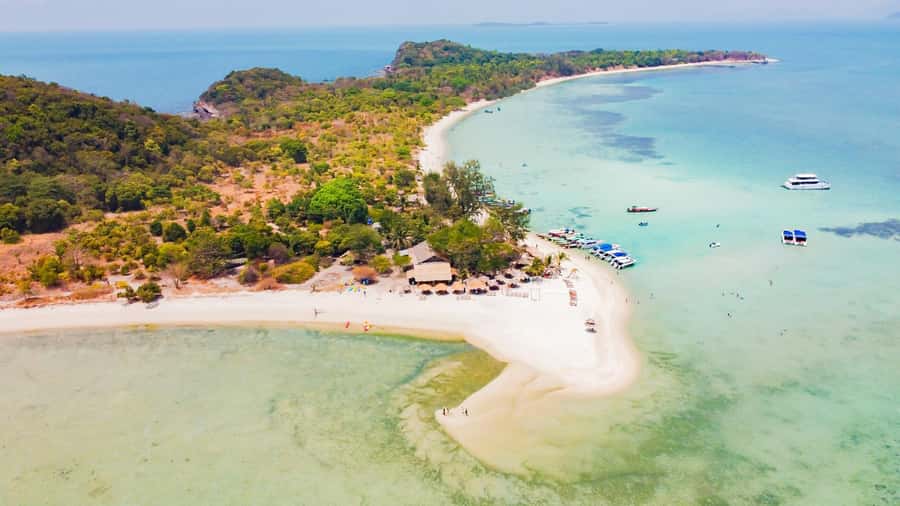 Koh Samui: Pig Island & Koh Tan Speedboat Tour with Lunch - Hotel pickup at Koh Samui: the smooth part (if you time it right)