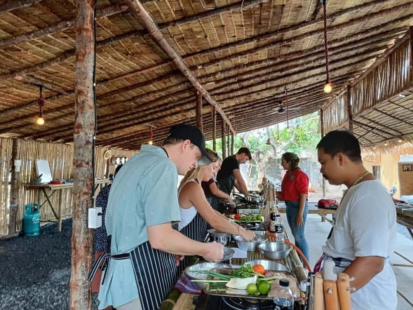Koh Samui: Thai Cooking Class with Samui Local Family - Who This Cooking Class Suits Best on Koh Samui