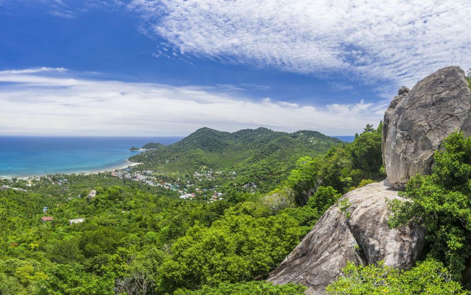 Koh Tao: Road Trip To 8 Famous Places - John Suwan Viewpoint: The Iconic Southern Tip