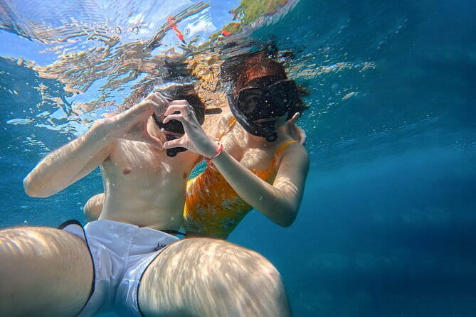 Koh Tao’s Top Snorkeling Spots by Vintage Wooden Boat - Japanese Gardens snorkeling: coral, eels, rays, and Titan triggerfish