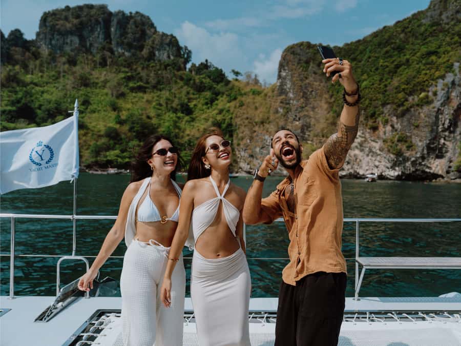 Krabi: 4 Island Premium Yacht with Snorkeling & Clear Kayak - Railay sightseeing and cave area vibes without the scramble