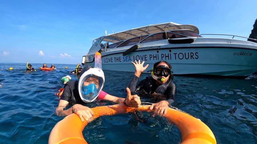 Krabi: 4 Islands Day Tour by Speedboat or Longtail Boat - Railay Beach and Limestone Cliffs: The Photo Stop That Actually Delivers