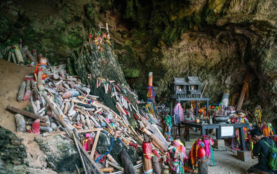 Krabi: 4 Islands & Krabi's Separated Sea Longtail Boat Tour - Lunch, Water, and Inclusions: How This Tour Keeps Costs Predictable