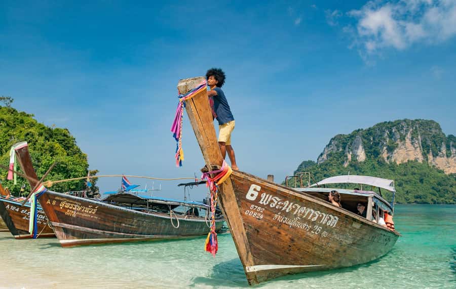 Krabi: 4 Islands Private Longtail Boat Tour - Island-by-island: Ko Poda, Chicken Island, Ko Tup, and the Thale Waek sandbar