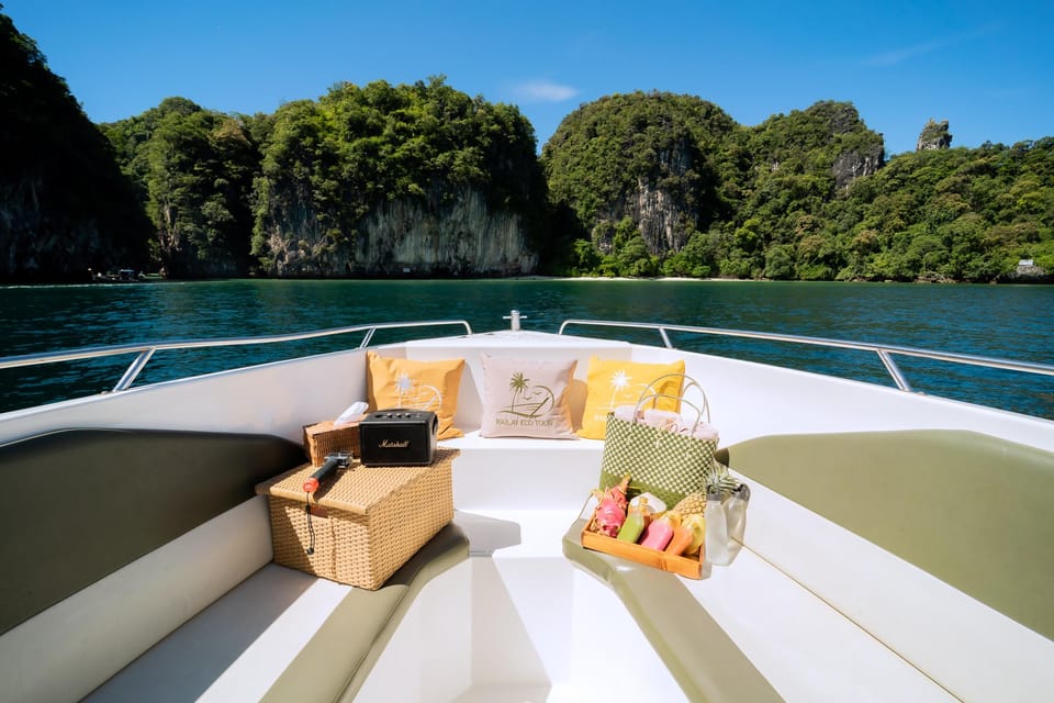Krabi: 4 Islands Private Luxury Speed Boat Tour - Chicken Island: A Swim and Sightseeing Block That Lets You Breathe
