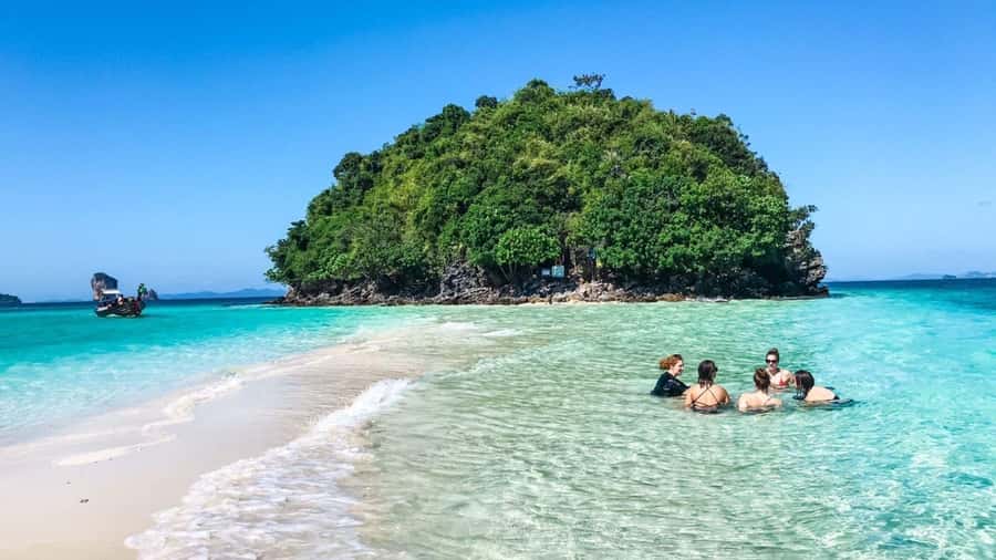 Krabi: 4 Islands Private Trip by Speedboat - Thale Waek sandbar: the tide turns it into an attraction