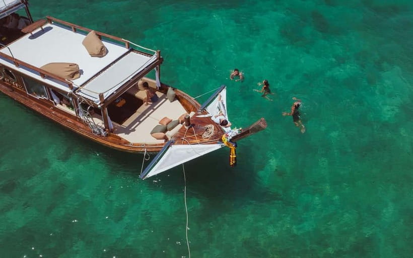 Krabi: 7 Island Tour by Luxury Longtail Boat with Snorkeling - Railay to Poda: the rhythm of this 5-hour island loop