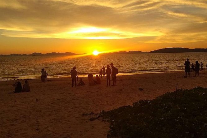 Krabi 7 Islands Sunset and Bioluminescence Tour Include BBQ Dinner - Snorkeling Gear and Life Jackets: What’s Actually Included
