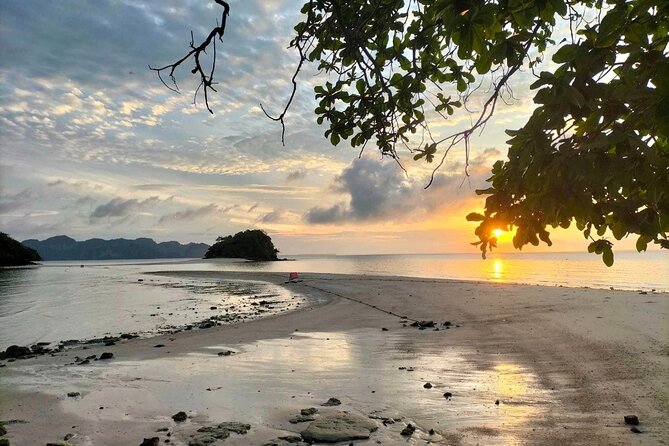 Krabi 7 Islands Sunset Tour BBQ Beachside Dinner + Plankton Swim - Ko Ma Tang Ming Snorkeling: Your Second Reef Hour