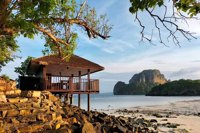 Krabi 7 Islands Sunset Tour with Bioluminescent Plankton + BBQ - Poda Island BBQ dinner: when the sunset really matters