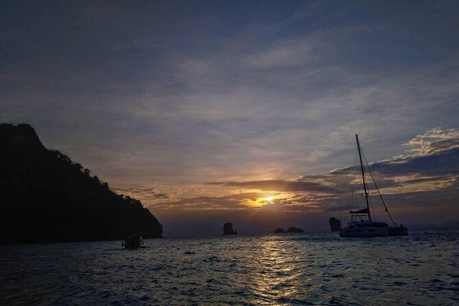 Krabi 7 Islands Sunset Tour with Bioluminescent Plankton + BBQ - Ko Ma Tang Ming snorkeling: coral and fish time