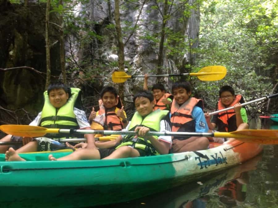 Krabi: Early bird kayak adventure at Ao Thalane group of 10 - The tide puzzle: why the route can change