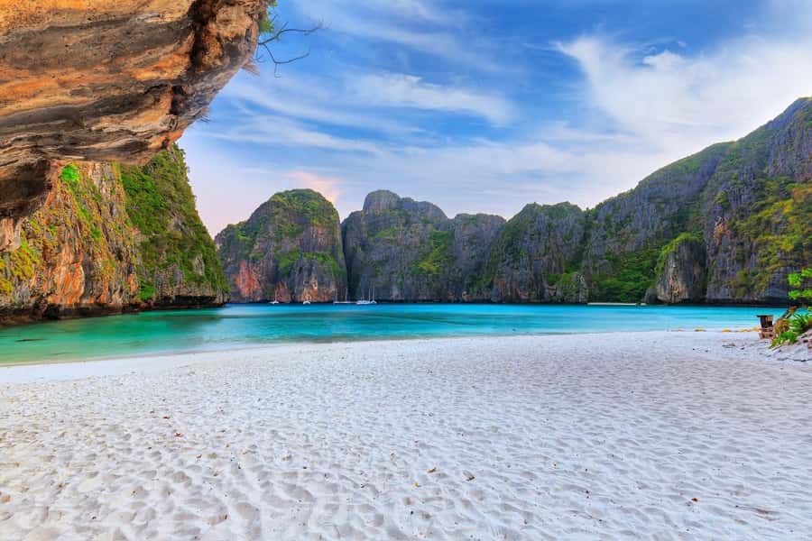 Krabi: Early Bird Phi Phi, Maya & 4 Islands Speedboat Tour - Getting from Krabi to Nopparat Thara Pier without stress