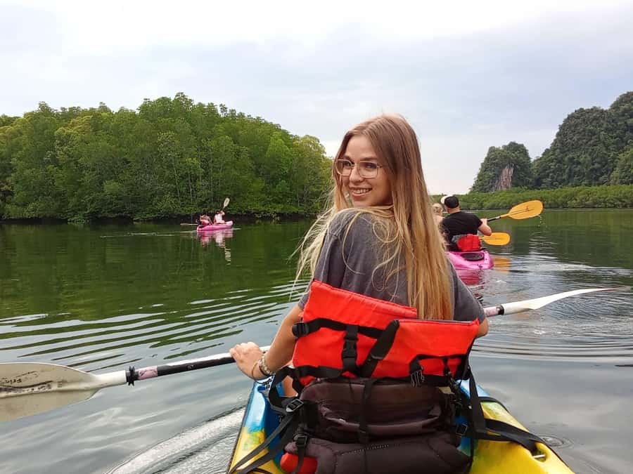 Krabi: Half-day Kayak at Ao Thalane (Group of 10 maximum) - Guide Style and Small Group Benefits (Names You Might Meet)