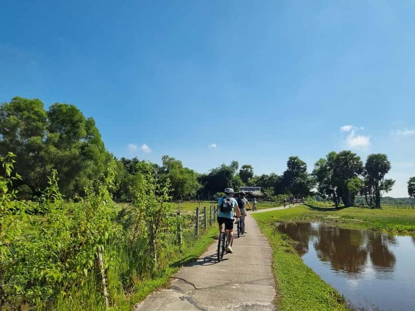 Krabi: Half-Day Koh Klang Culture Cycling Tour with Transfer - The Bike Ride Itself: Flat Roads Through Real Village Life