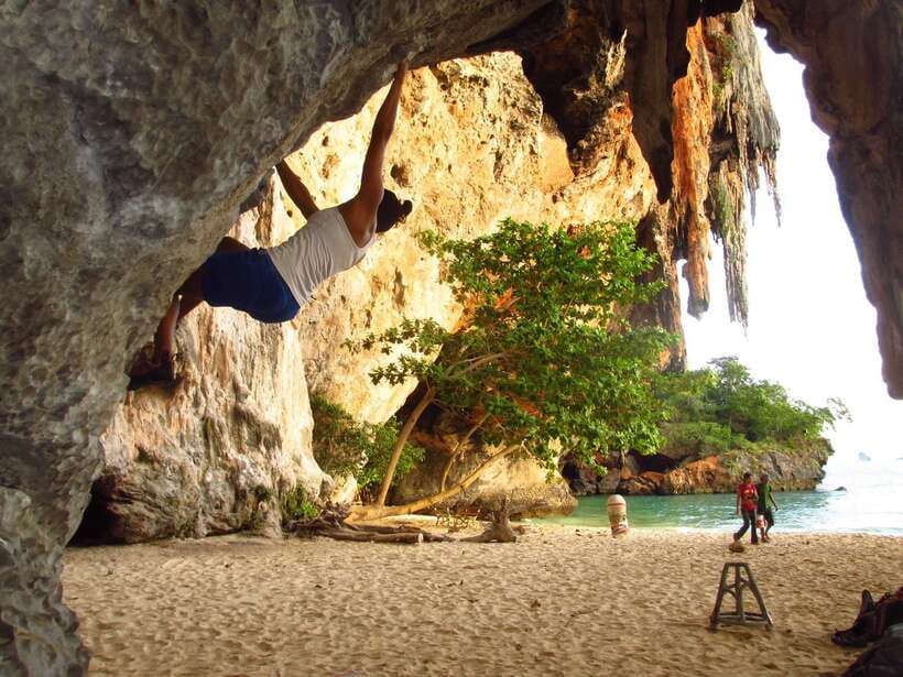 Krabi: Half-Day Rock Climbing Introduction at Railay Beach - Who should book this half-day course, and who should skip it