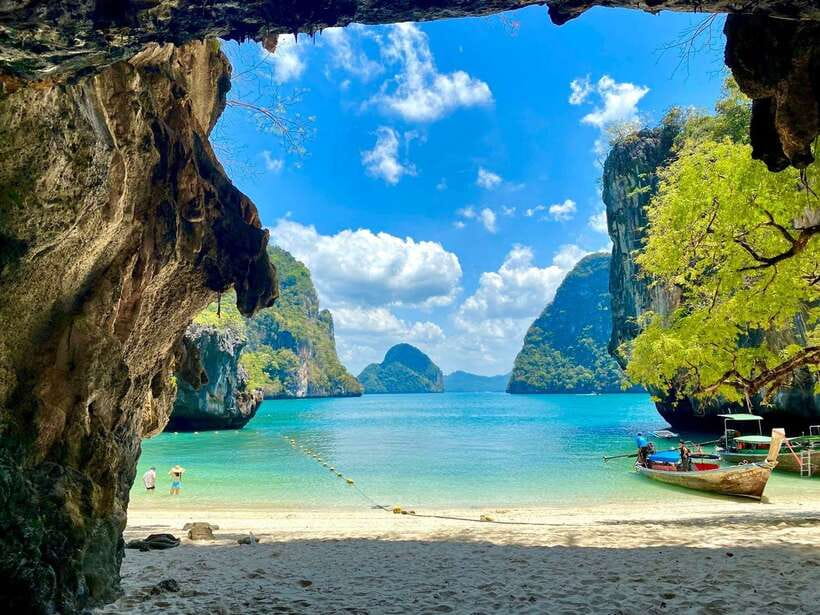 Krabi: Hong Island Longtail Boat & Kayak Tour w Buffet Lunch - Key points at a glance