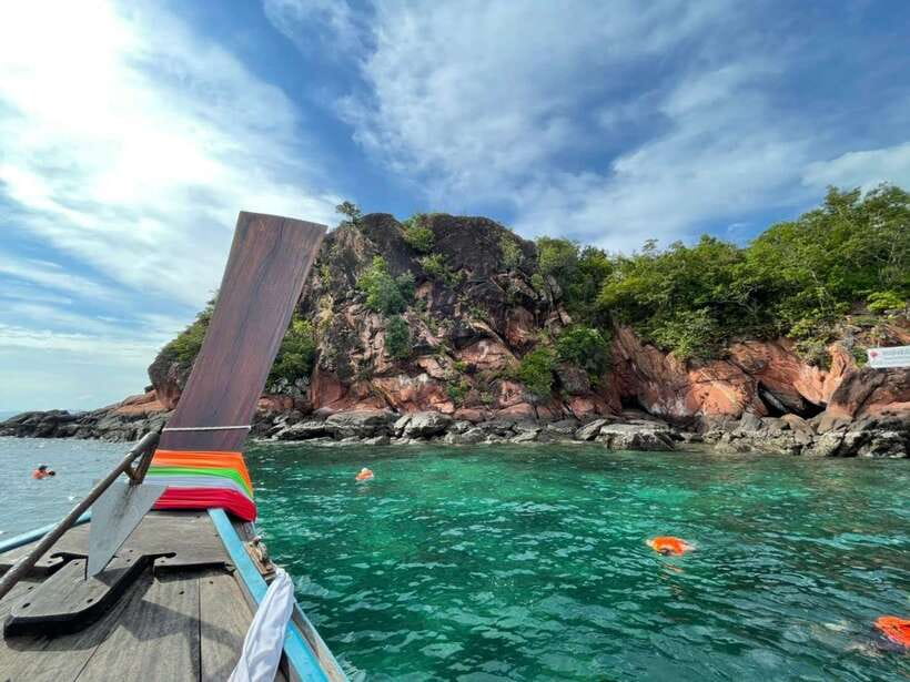 Krabi: Hong Island Longtail Boat & Kayak Tour w Buffet Lunch - Koh Daeng (Red Island) snorkeling: clear water, open sea feel