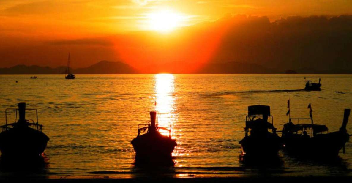 Krabi: Hong Island Sunset and BBQ Dinner Tour - Night snorkeling for bioluminescent plankton: what to expect from the glow