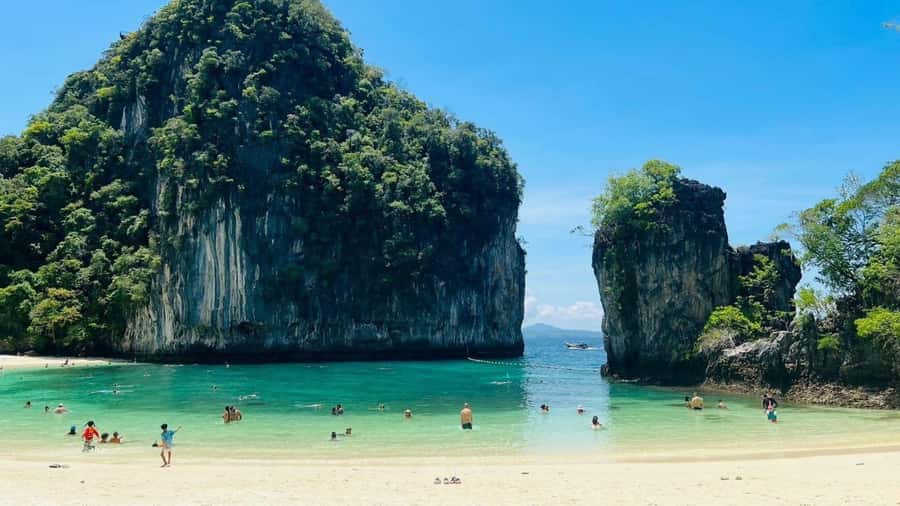 Krabi: Hong Islands Full-Day Private Speedboat Charter Tour - Ko Daeng: The Red-Rock Start and Snorkeling With Real Reef Color