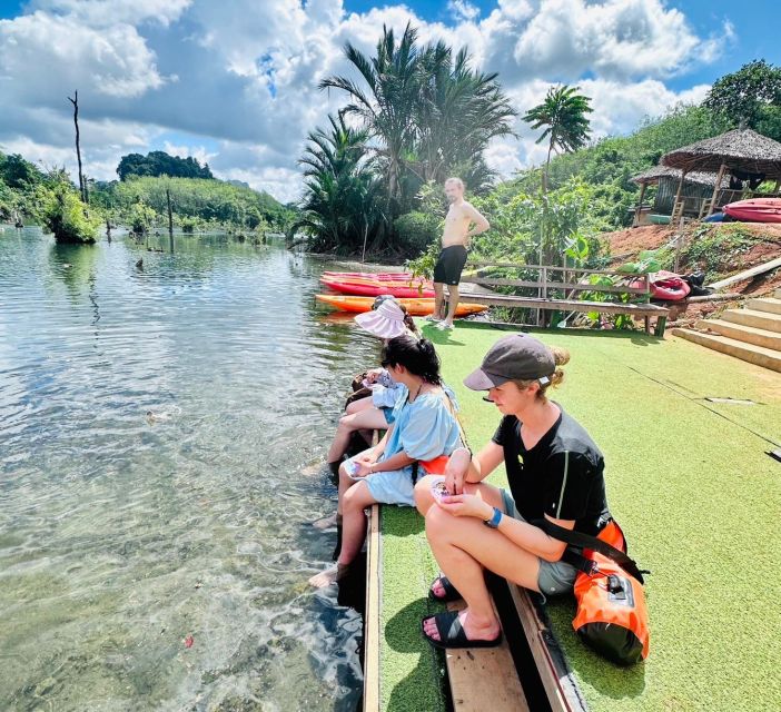 Krabi: Klong Root Kayaking Viewpoint,Fish Feeding and more - Khlong Root and Khlong Namsai: the key moments you should care about