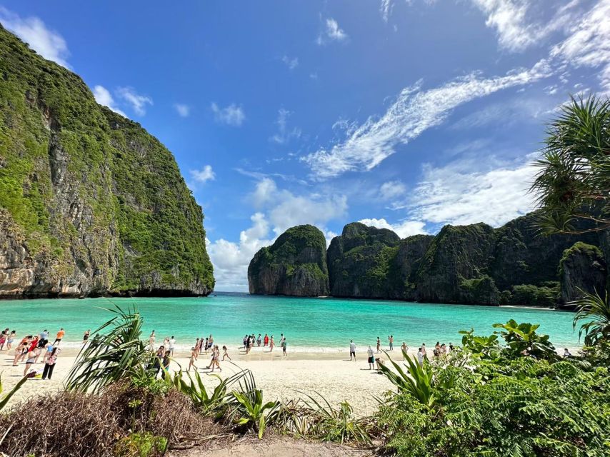 Krabi: One Day Phi Phi Island by speed boat ( Join ) - Pileh Lagoon: The 360-View Swim With Cliff Walls