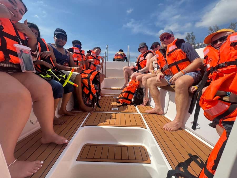Krabi: Phi Phi Island Sunset Maya Bay and Four Islands Tour - Lunch on Phi Phi Don: Thai buffet and a Ton Sai stroll