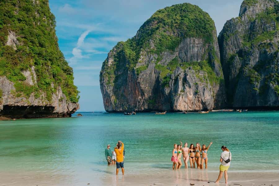 Krabi: Phi Phi Islands Longtail Boat Tour with Sunset - Sunset From the Longtail Boat: Better Photos and a Softer Ending
