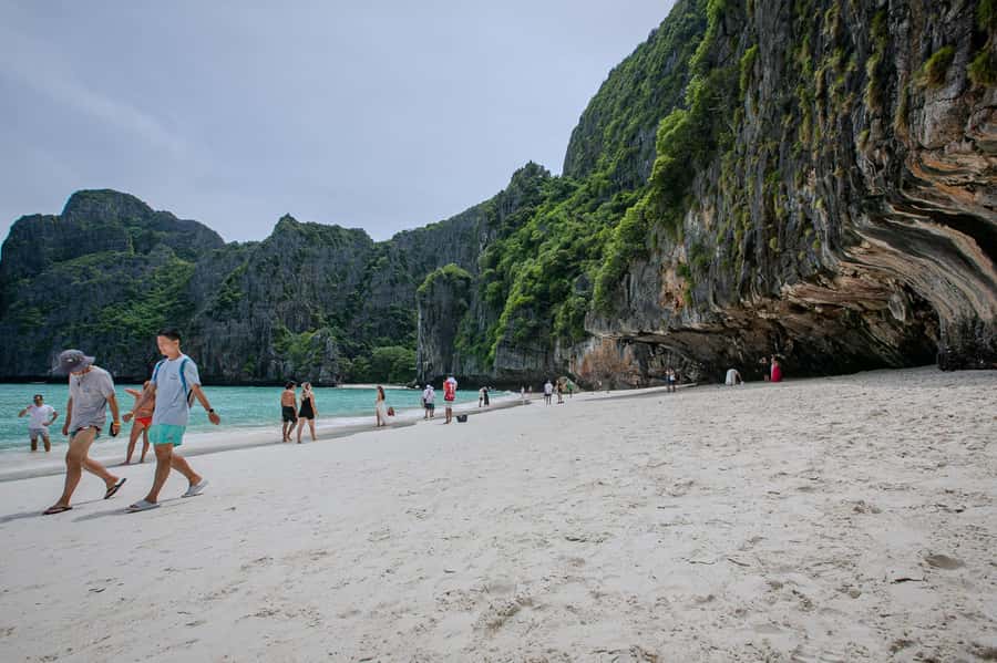 Krabi: Phi Phi Luxury Private Longtail Boat Tour - Meeting at Tonsai Bay and Planning the Koh Phi Phi Timing