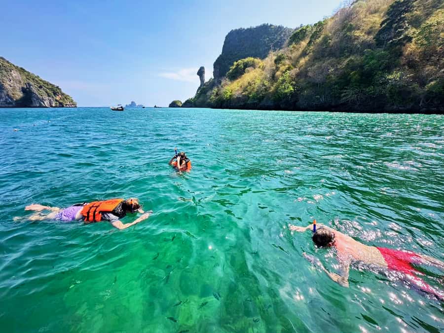 Krabi: Private 4 Islands Longtail Boat Tour With Cave Visit - Other stops and the “Unseen Thailand” angle: Thap, Kai, Mo, and Tangming