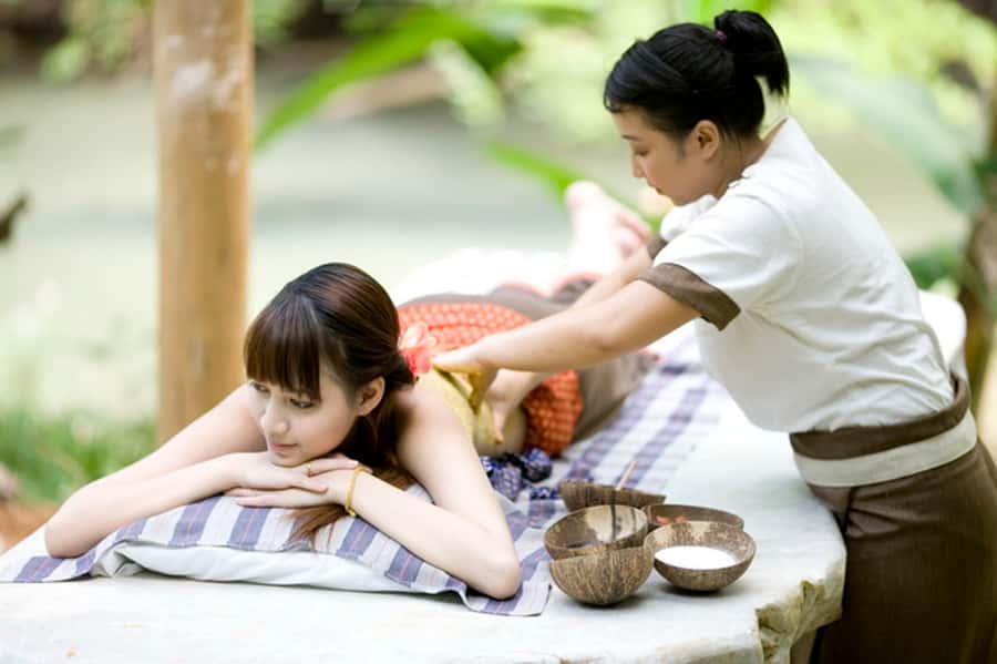 Krabi: Private Full-Day Hot Spring Spa Package - Neck and shoulder massage in the spring: targeted relief