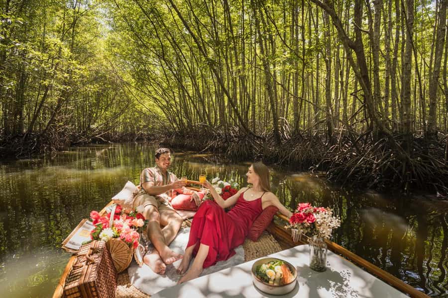 Krabi Private Gondola Cruise with Lunch and Picnic - From Pickup to Return: How the 90 Minutes Play Out