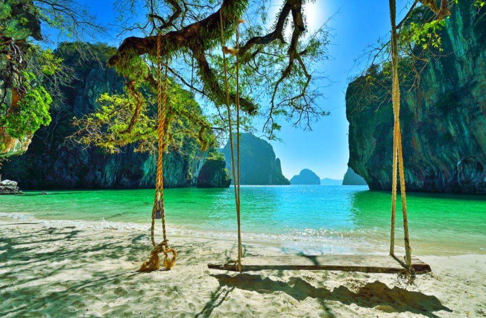Krabi: Private Luxury Long-Tail Boat to Hong Island - Price and value: what you’re really paying for at $399 for up to 2