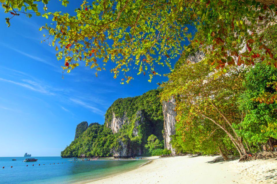 Krabi: Private Luxury Long-Tail Boat to Hong Island - Who this boat trip suits best (and who should reconsider)