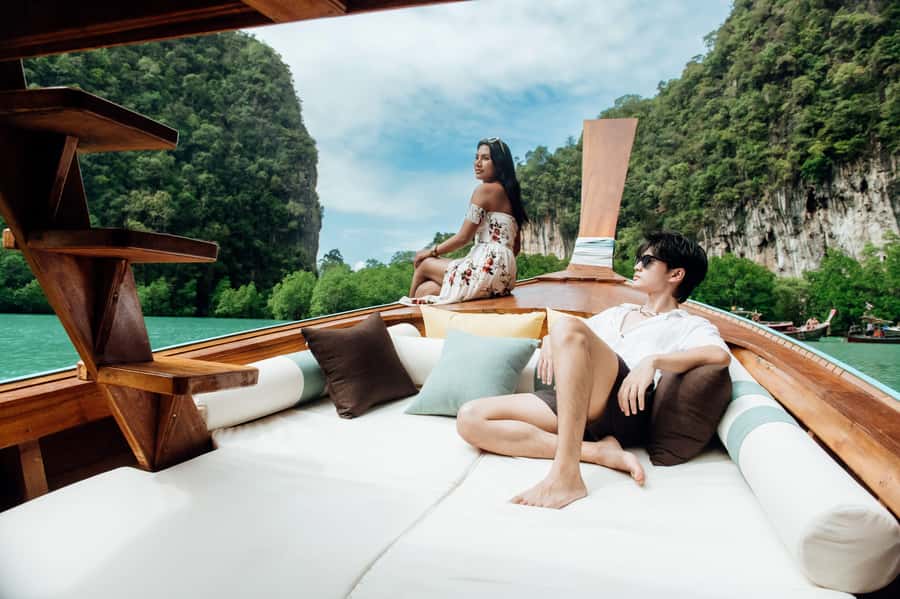 Krabi: Private Luxury Longtail Boat Island Hopping Tour - Routes: Hong Island, the classic 4 islands, or the Hong + 4 combo