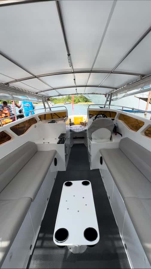 Krabi: Private Luxury Speedboat with picnic beach (4 island) - Chicken Island, Koh Poda, and Tub Island: the classic swim circuit