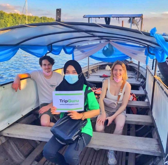 Krabi: Private Sunset Boat Trip and Night Market Tour - Night Market Walk: Food, Stalls, and the Real Local Mood