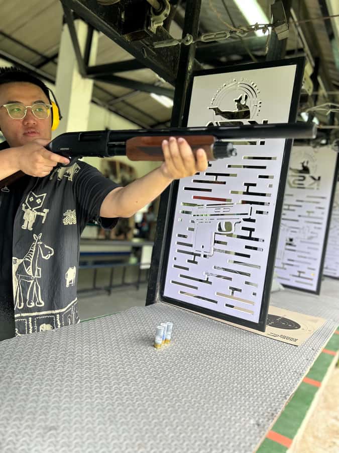 Krabi shooting package C 5guns - The safety lesson that makes the day feel normal