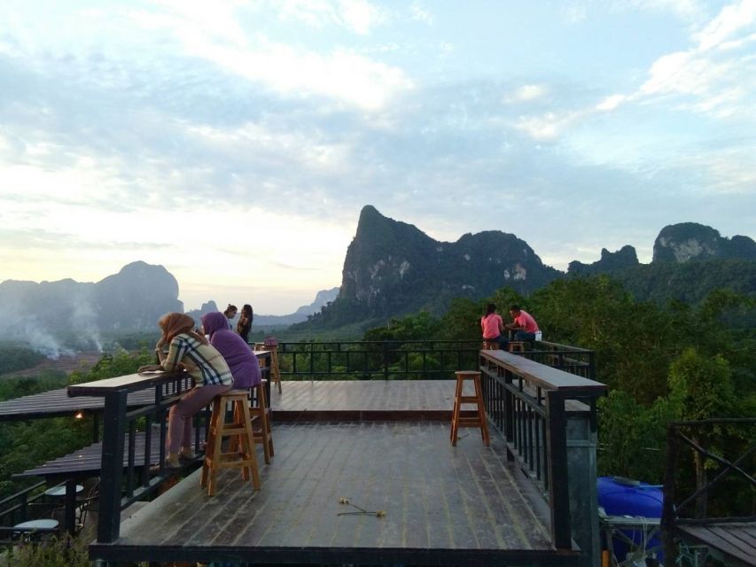 Krabi: Sunrise Breakfast & Kayaking at Khlong Nam Sai - Din Daeng Doi sunrise: the viewpoint you can reach before the day warms up