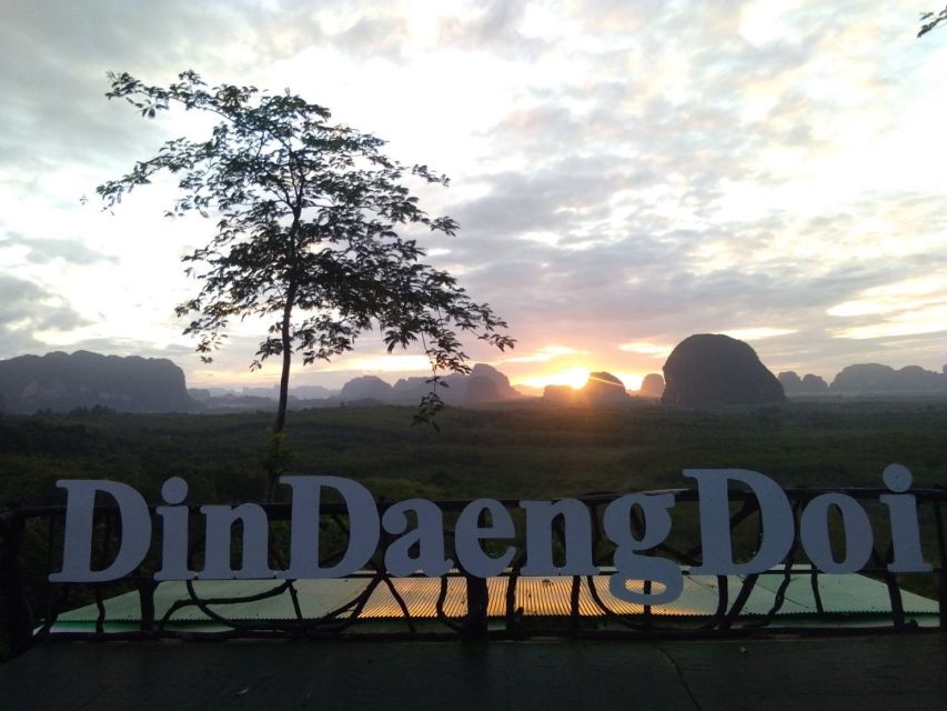 Krabi: Sunrise Breakfast & Kayaking at Khlong Nam Sai - Pickup, drop-off, and the small-group advantage (10 people max)