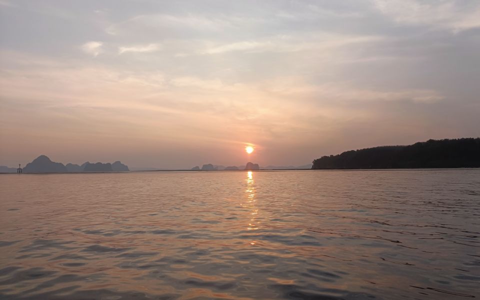 Krabi: Sunset Kayaking Ao Thalane with Dinner BBQ - Beachside BBQ dinner: what you’ll actually eat after kayaking