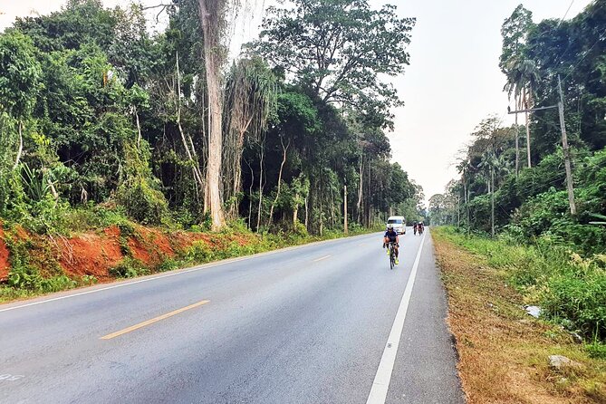 Krabi to Khao Sok by Shared Minivan - Drop-off at the ranger station vs. your hotel: know what you’re paying for