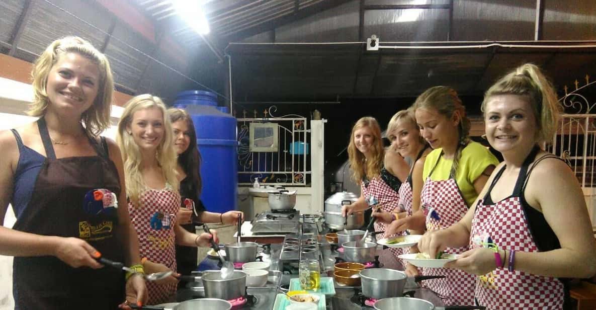 Krabi: Unveiling Thai Flavors by Night at Smart Cook School - Smart Cook’s Krabi Night Setup: Small Group, Fresh Start