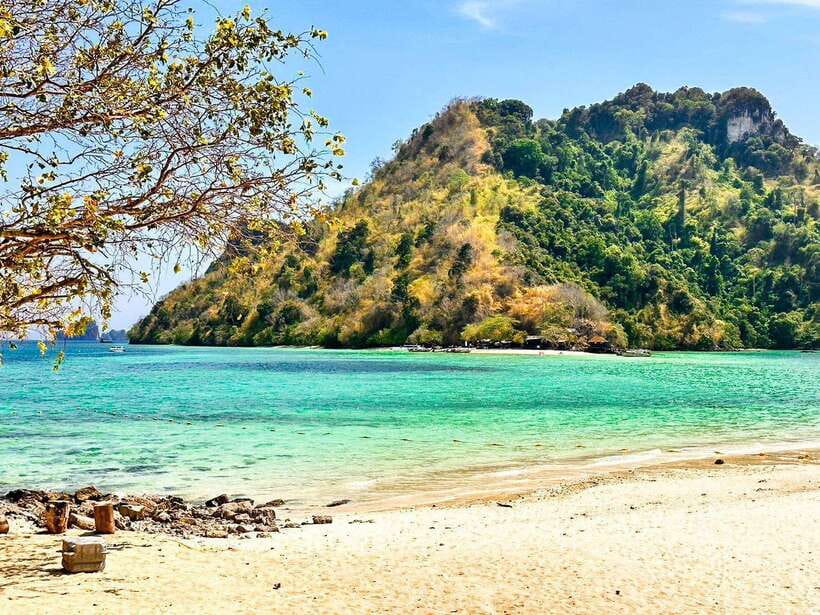 Krabi:Day Trip 4 Islands by Premium Longtail Boat with Lunch - The 4 Islands Loop: How This Day Really Feels