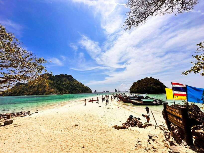 Krabi:Day Trip 4 Islands by Premium Longtail Boat with Lunch - Premium Longtail Boat Details: What’s Included (and What’s Not)