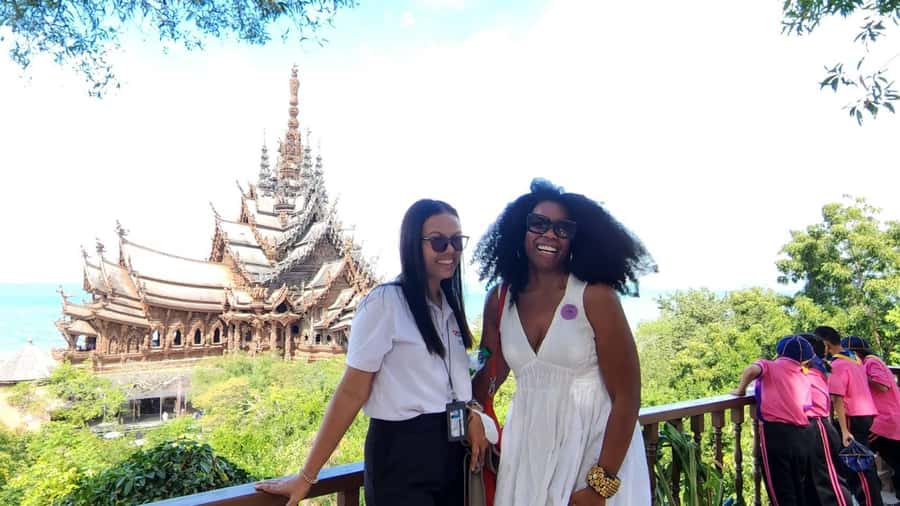 Laem Chabang : Private City Tour & Sanctuary Of Truth - What’s included, and what you’ll pay for on your own